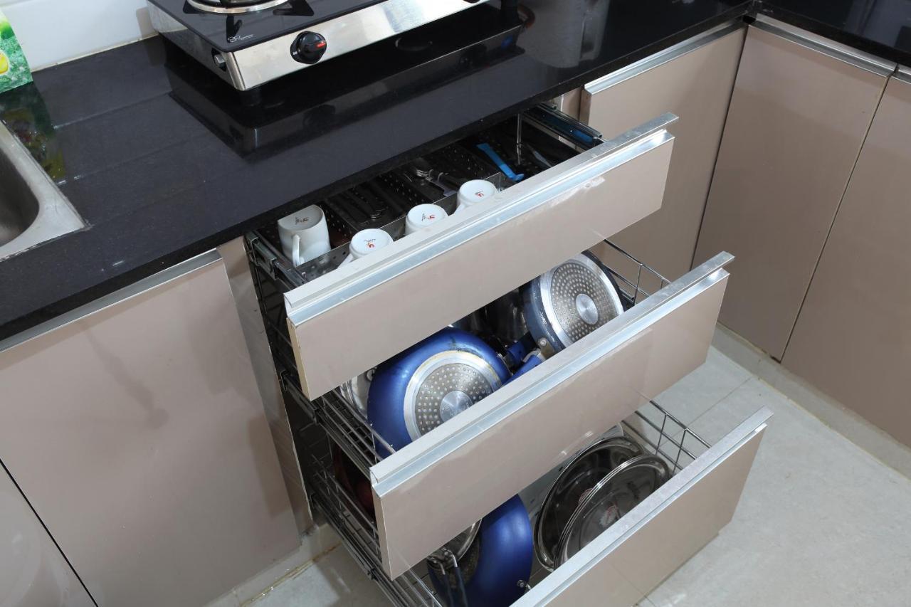 Qualtems Guest House-With Ac Options 벵갈루루 외부 사진