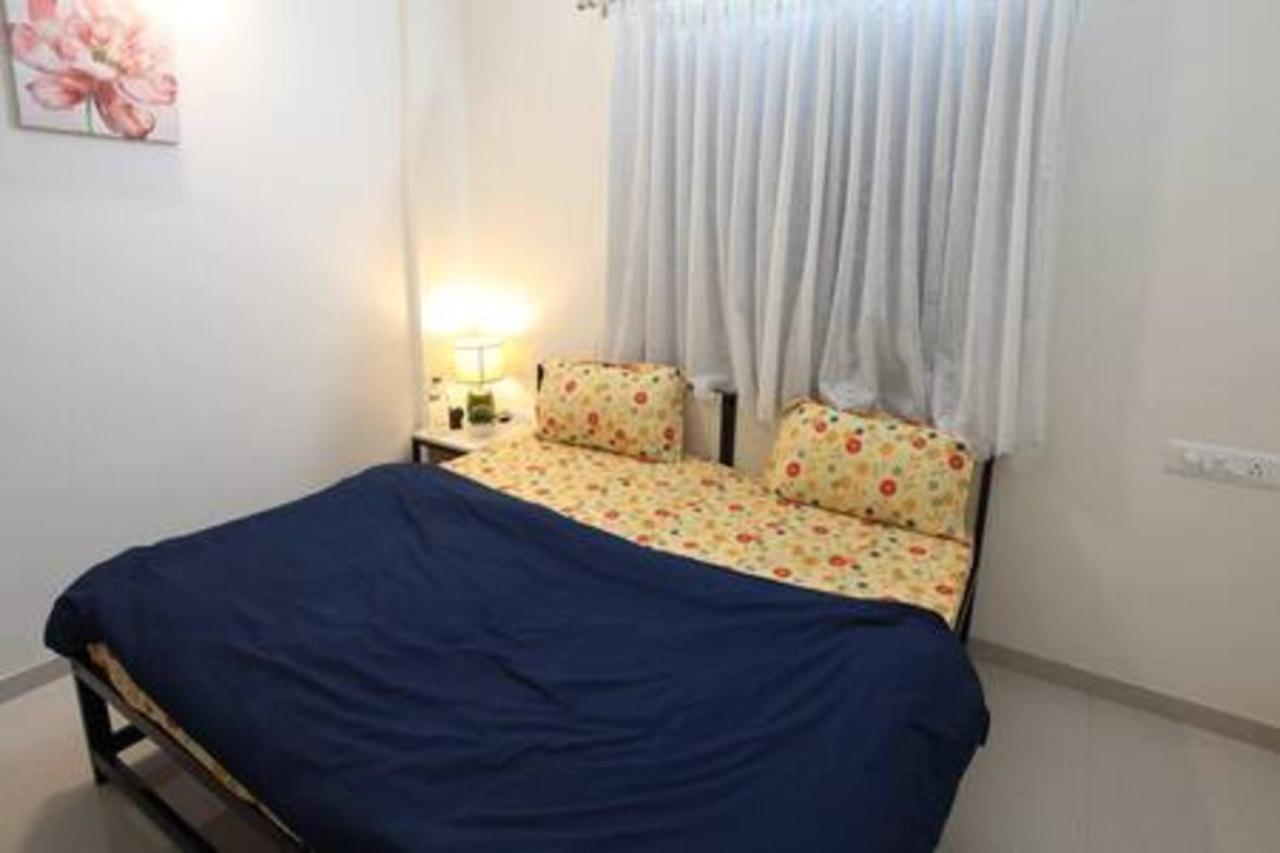 Qualtems Guest House-With Ac Options 벵갈루루 외부 사진